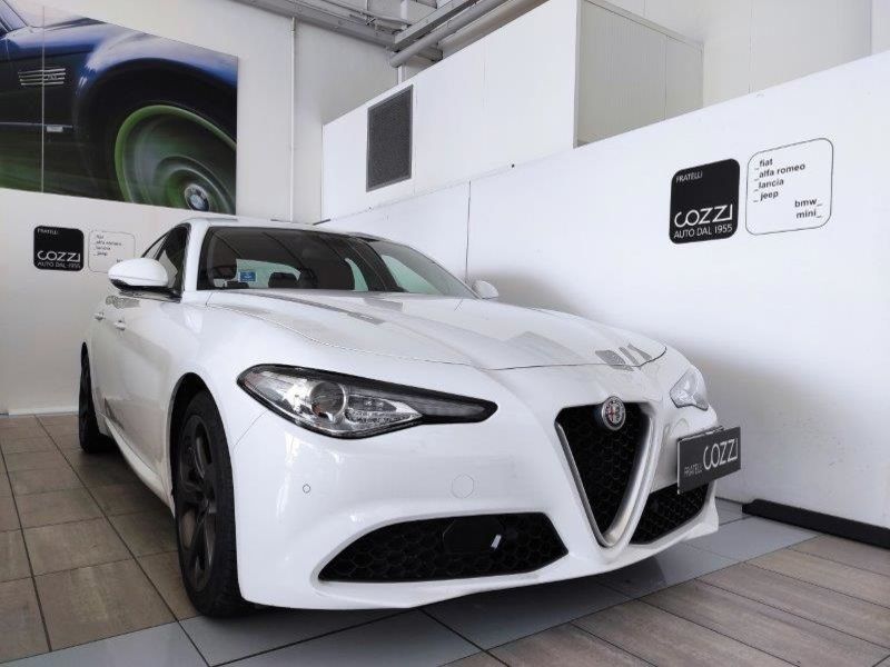 ALFA ROMEO Giulia (2016) Giulia 2.2 Turbodiesel 190 CV AT8 Executive - Cozzi